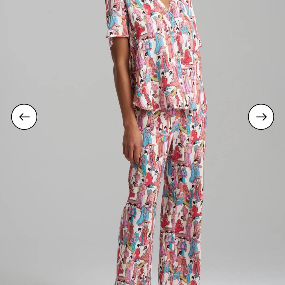 NATORI Promenade Challis Short Sleeve PJ size XL (Pre-loved)